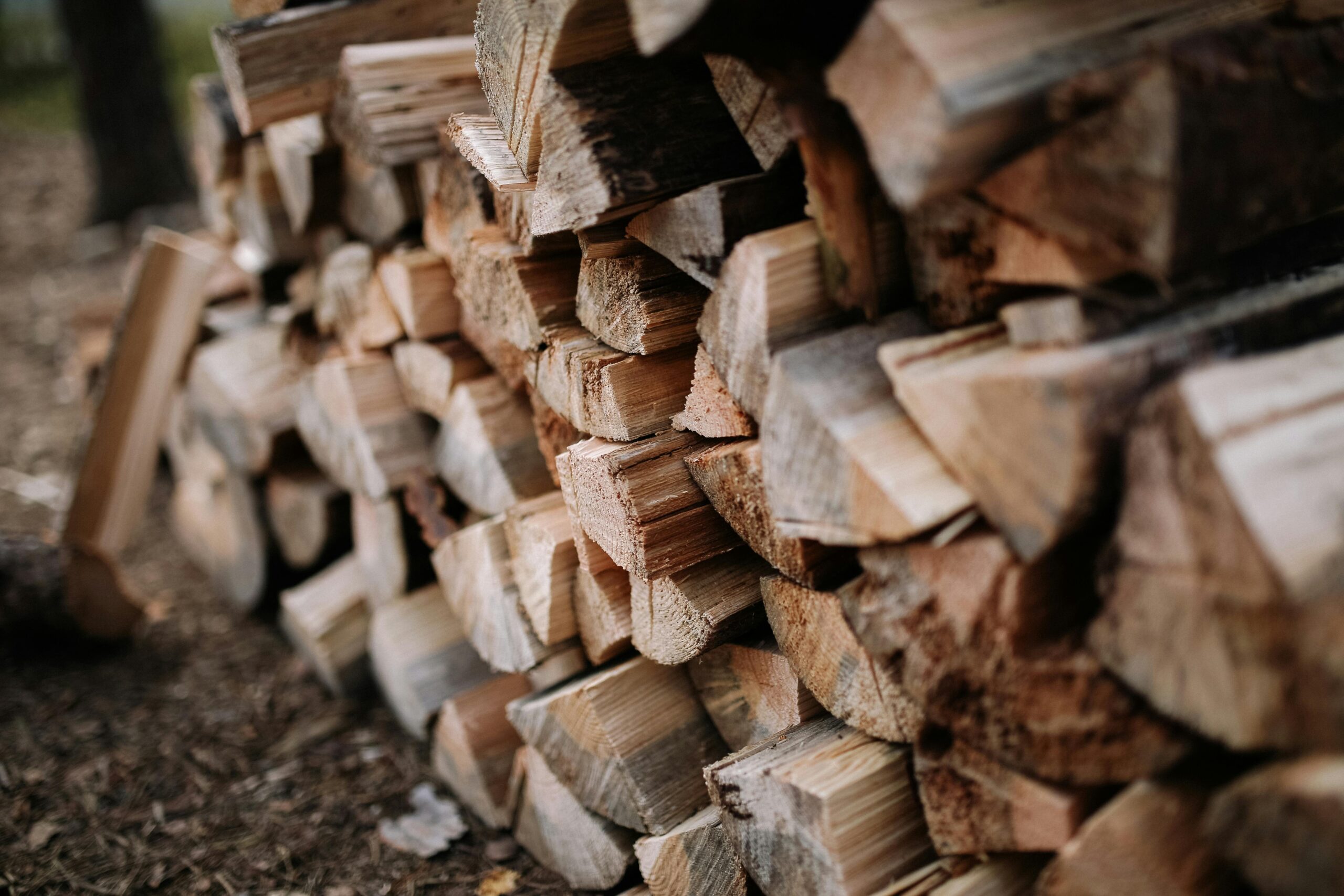 Firewood for sale in Colchester by County Logs and Coal